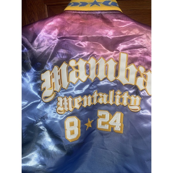 Headgear Classics Jacket Size Large Crenshaw Mamba Mentality 8 24 Blue Satin - Picture 9 of 16